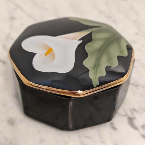 Otagiri Porcelain Lidded Trinket Box With Large Calla Lily - Picture 6 of 9
